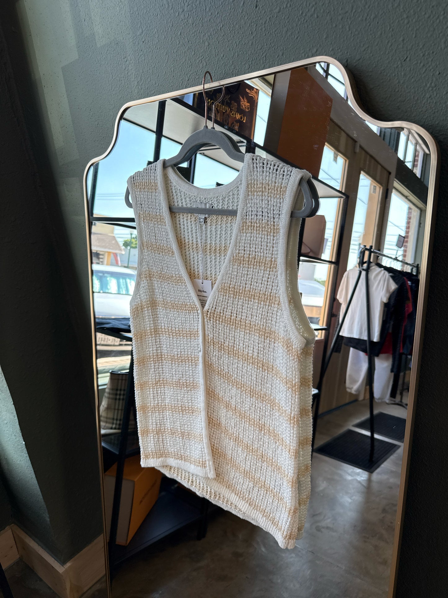 Rhythm Size M Cream Top