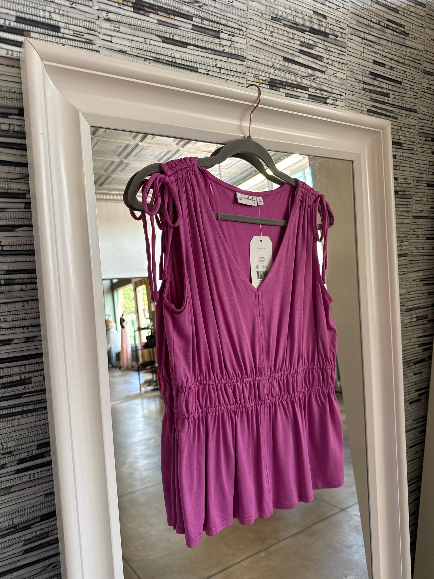 Wonderly Size S Purple Top