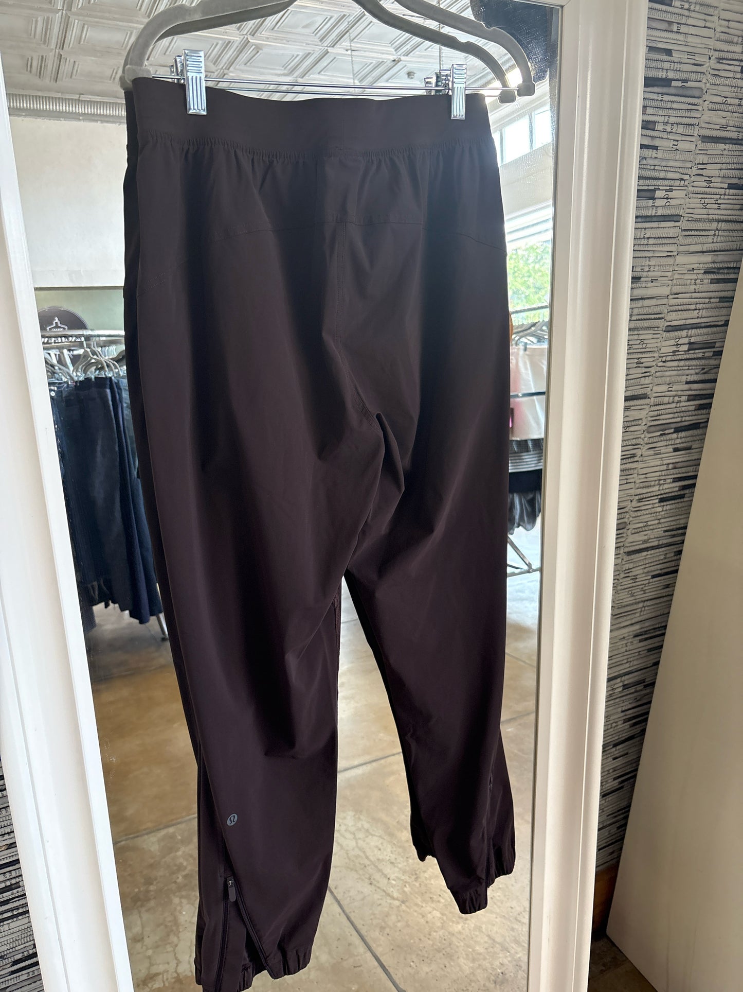 Lululemon 8 Brown/Chocolate Brown Pants