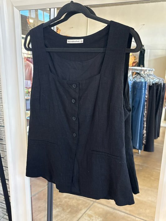 Abercrombie & Fitch Size L Top