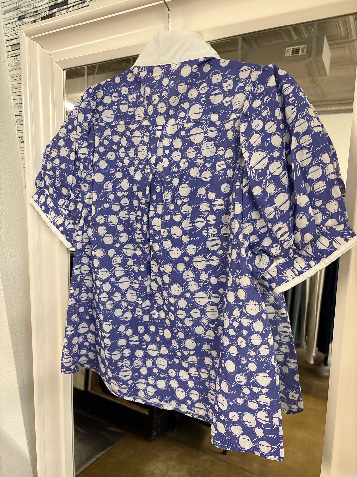 entro Size M Periwinkle multi Top