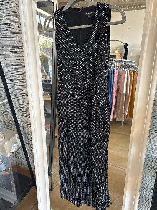 BANANA REP. Size 0 B&W Polka Dot Romper