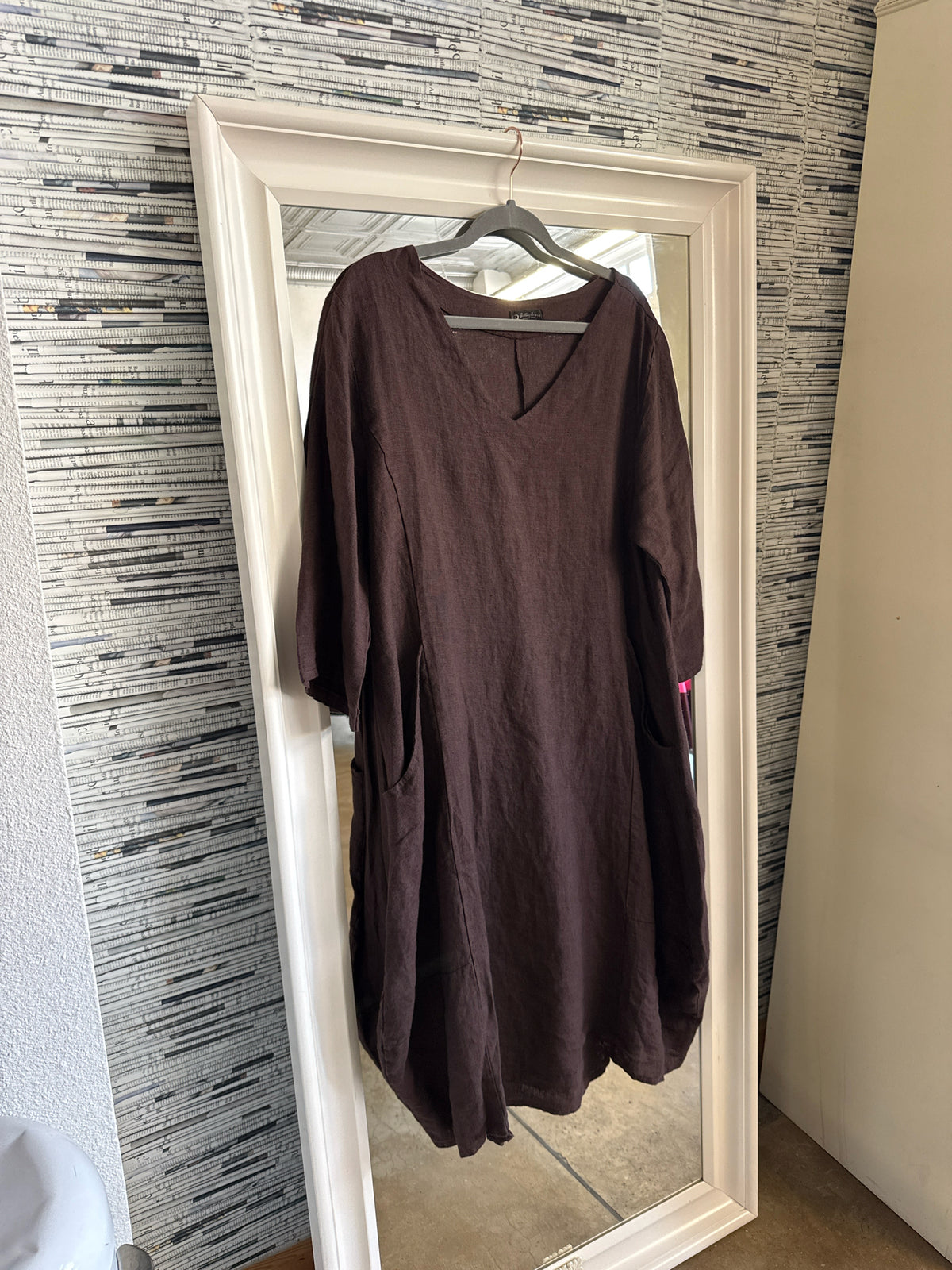 Bella Amore Italy Size L/XL Brown Dress