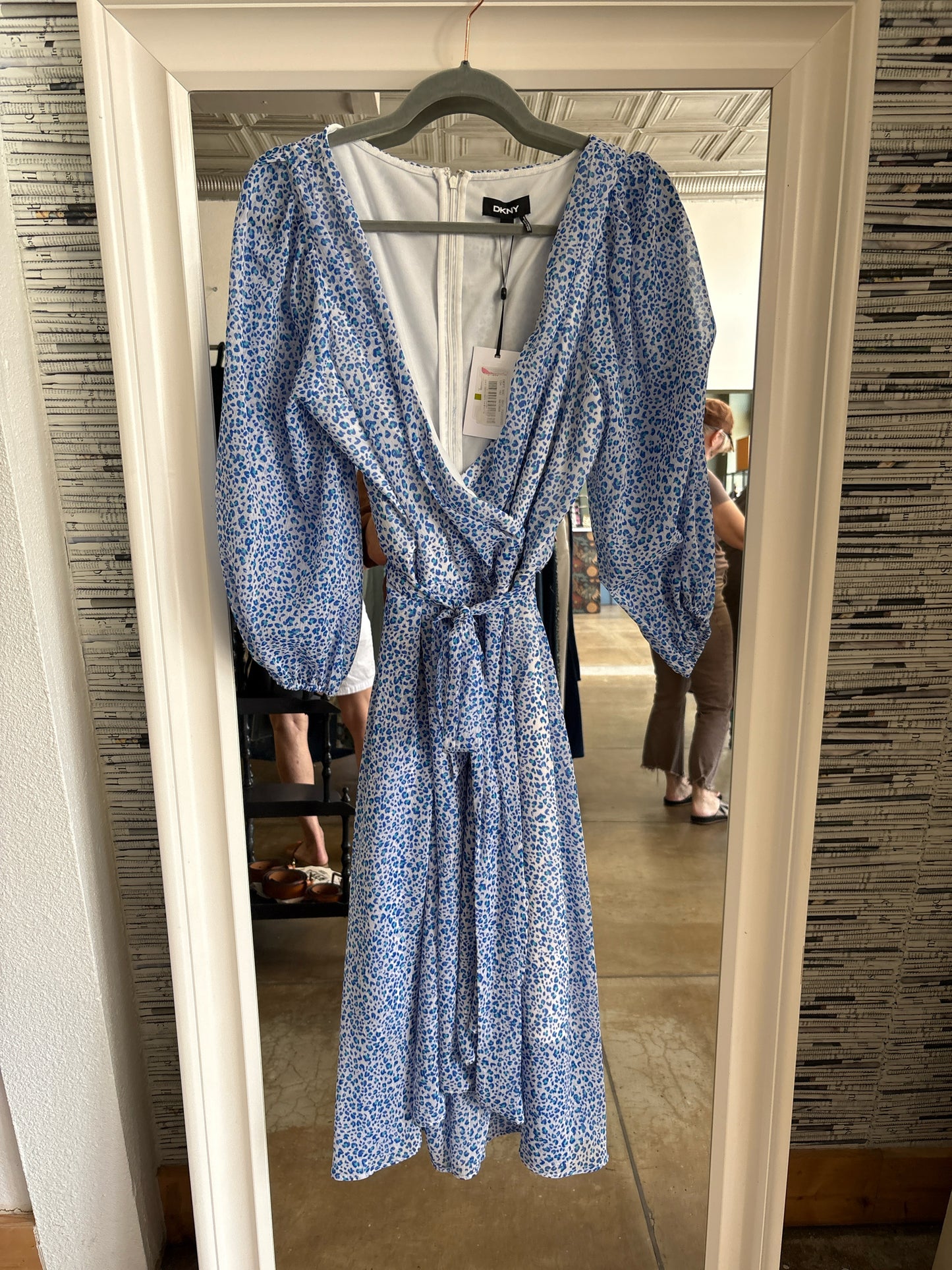DKNY Size 14 blue and white Animal Print Dress
