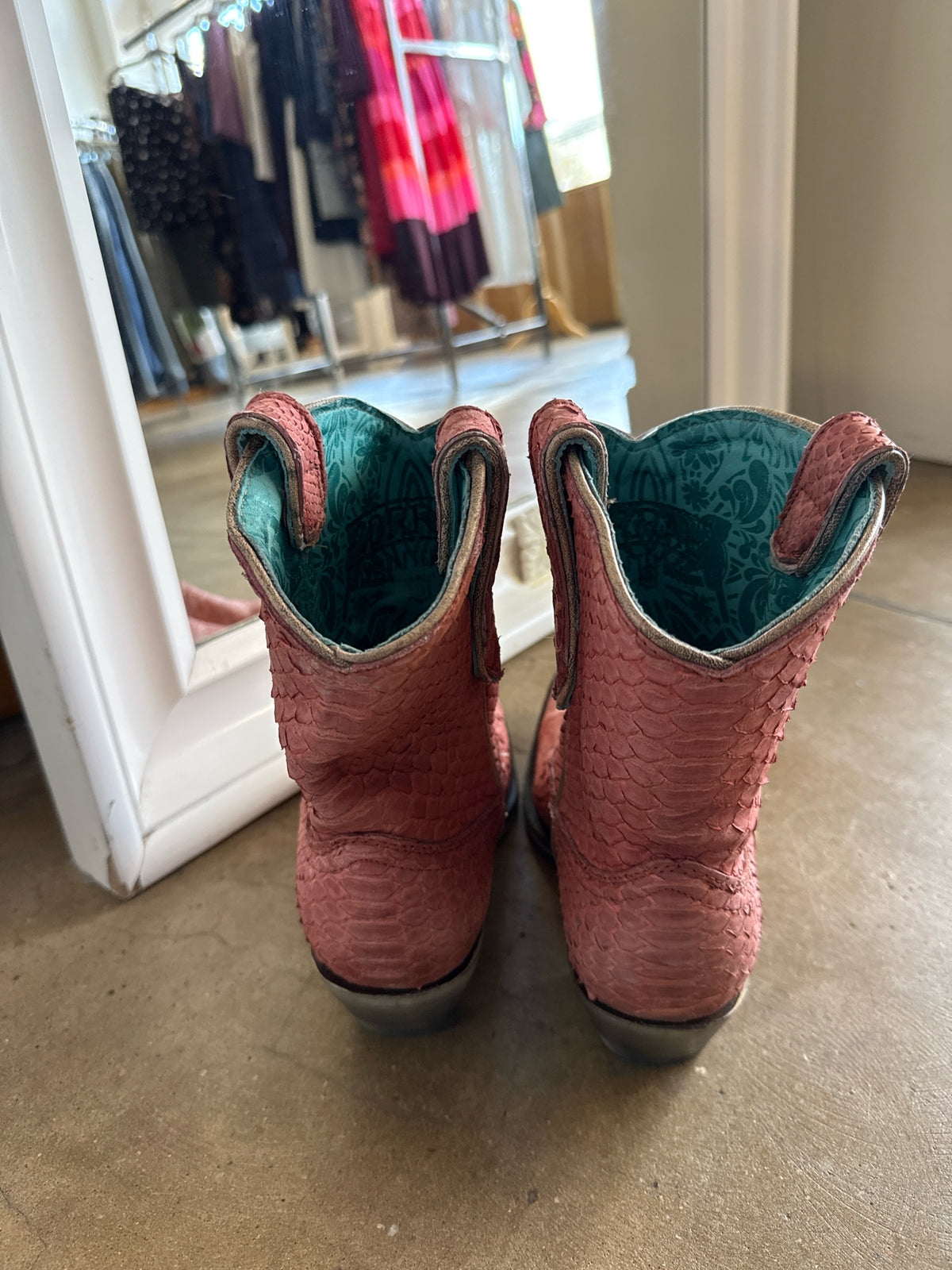 Corral Shoe Size 8 Red Boots