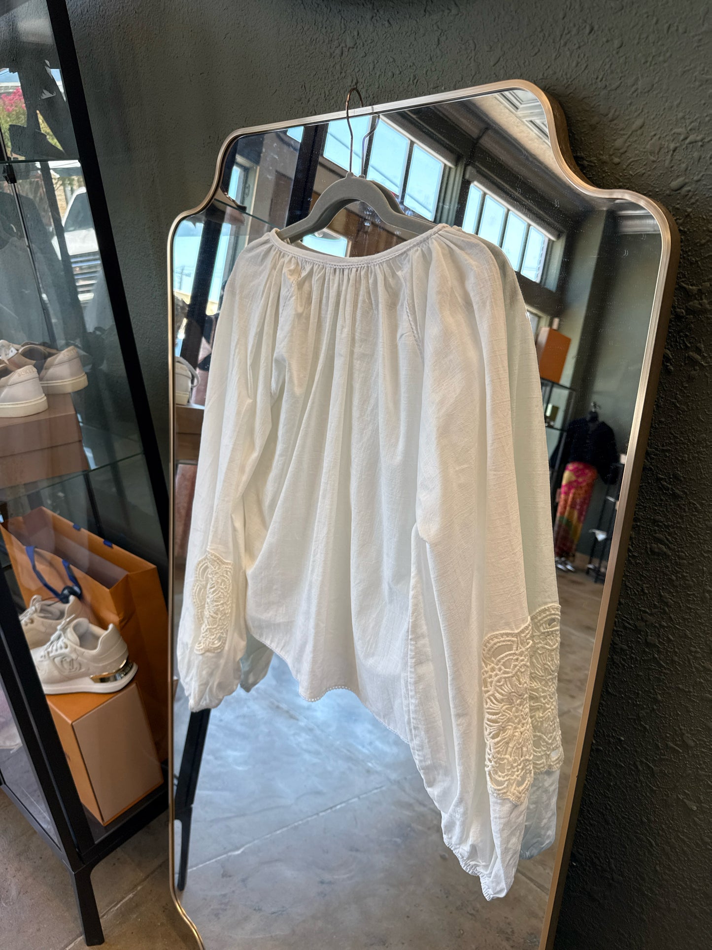 Bishop + Young Size S White Top