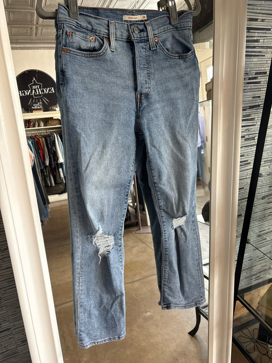 Levis Size 28 Jeans