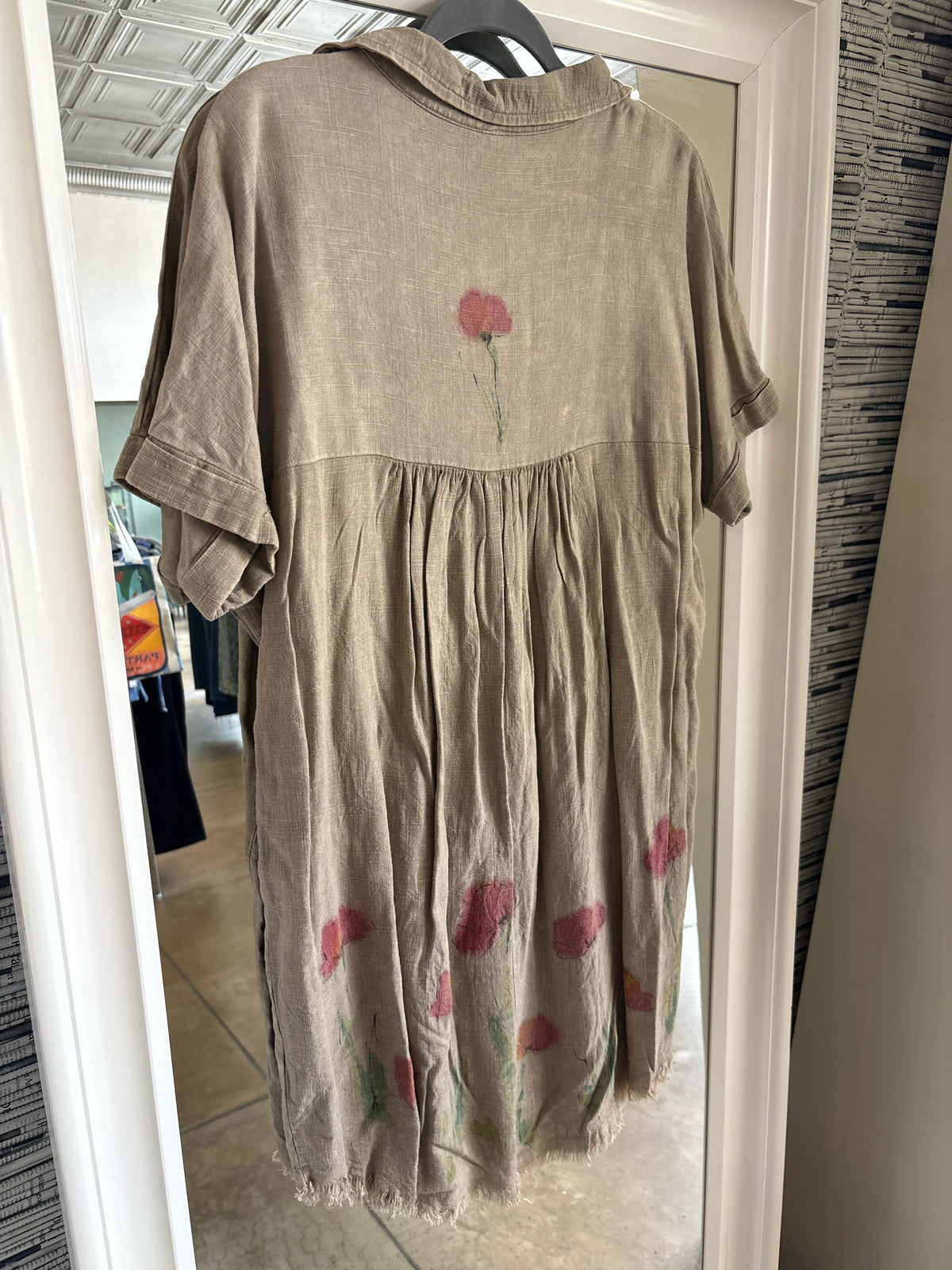 Zenana Size M tan print Dress
