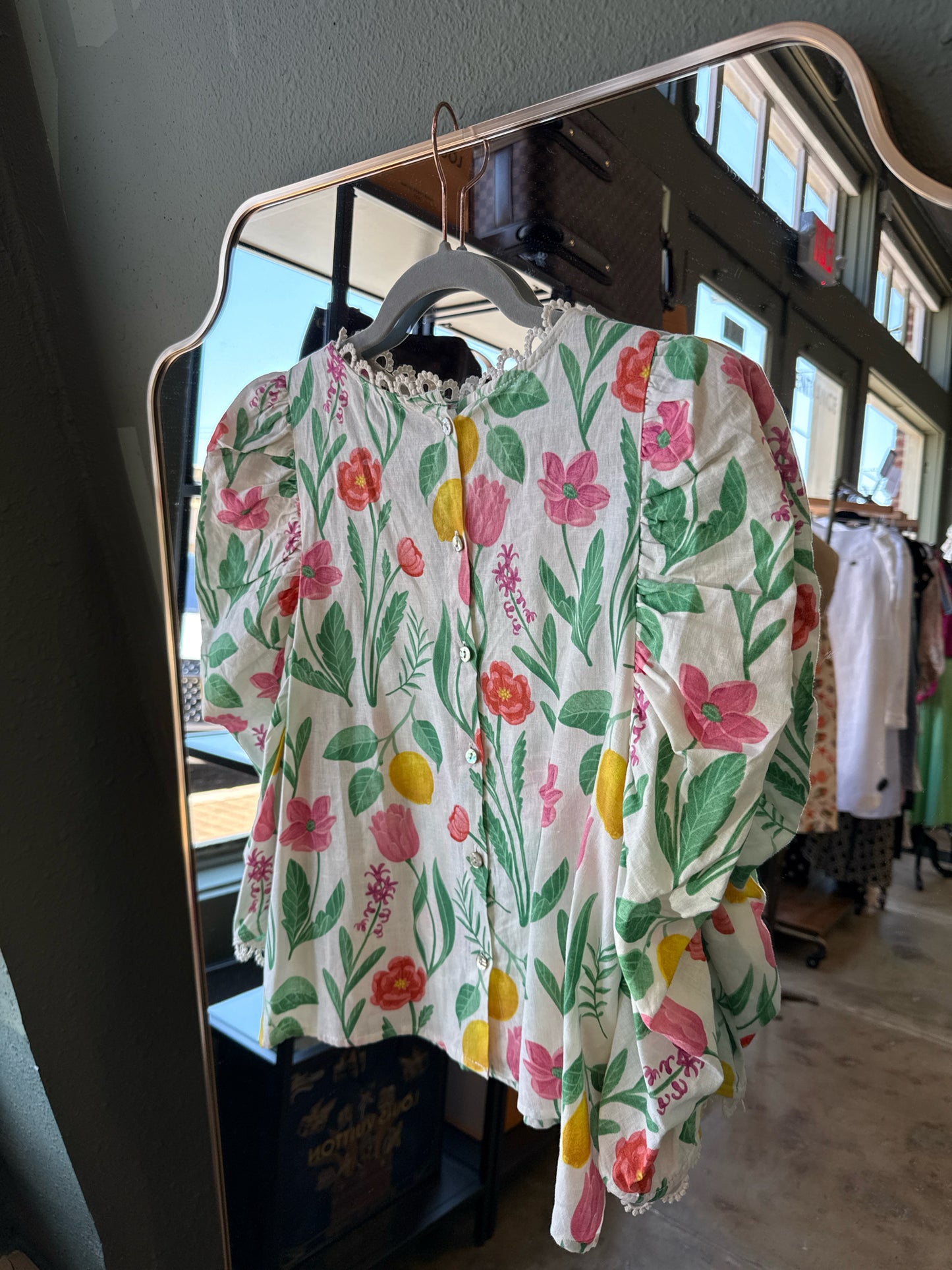 Rachel Zoe Size L Floral Top