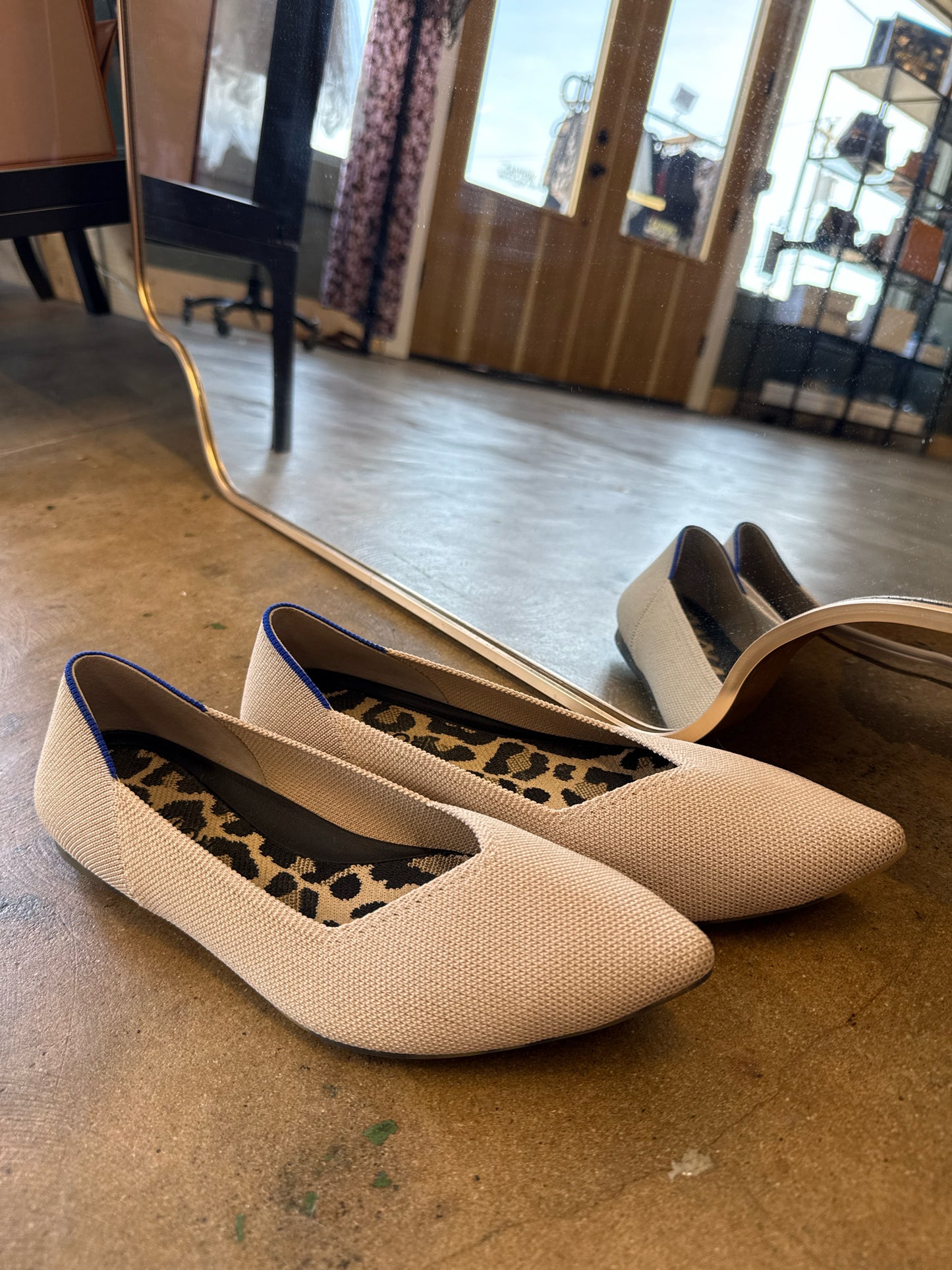 ROTHY'S Shoe Size 8 Tan Flats