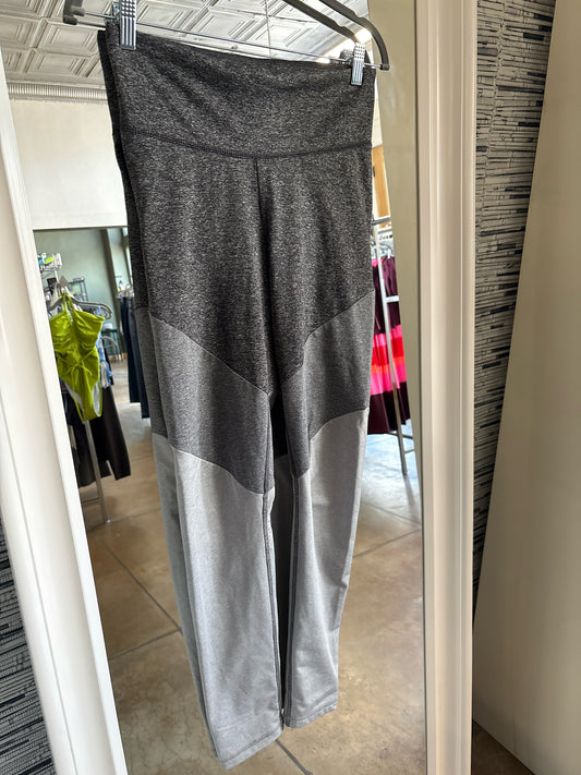 LOFT Size S Gray Legging