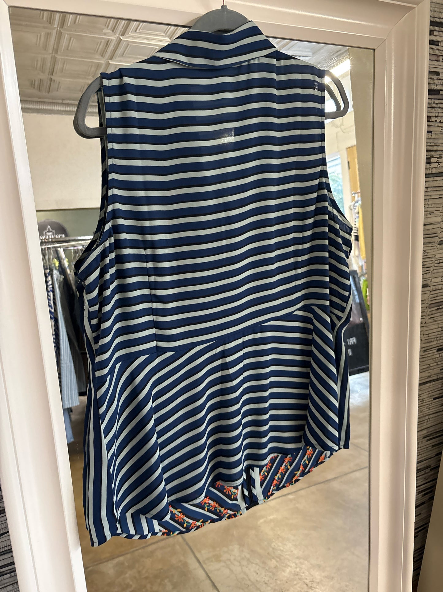 Cabi Size XL navy + multi Top
