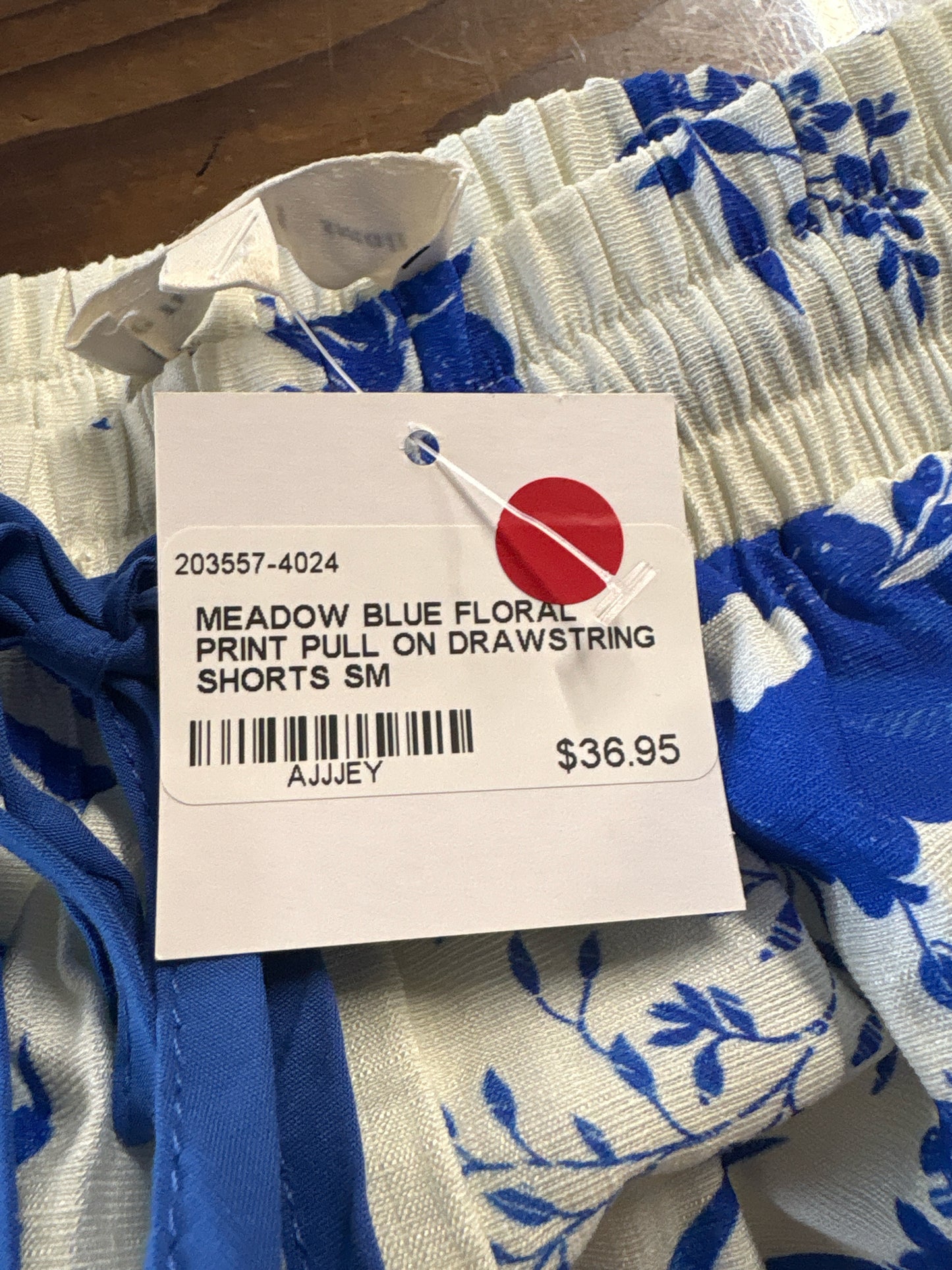 entro Size Sm blue and white Shorts