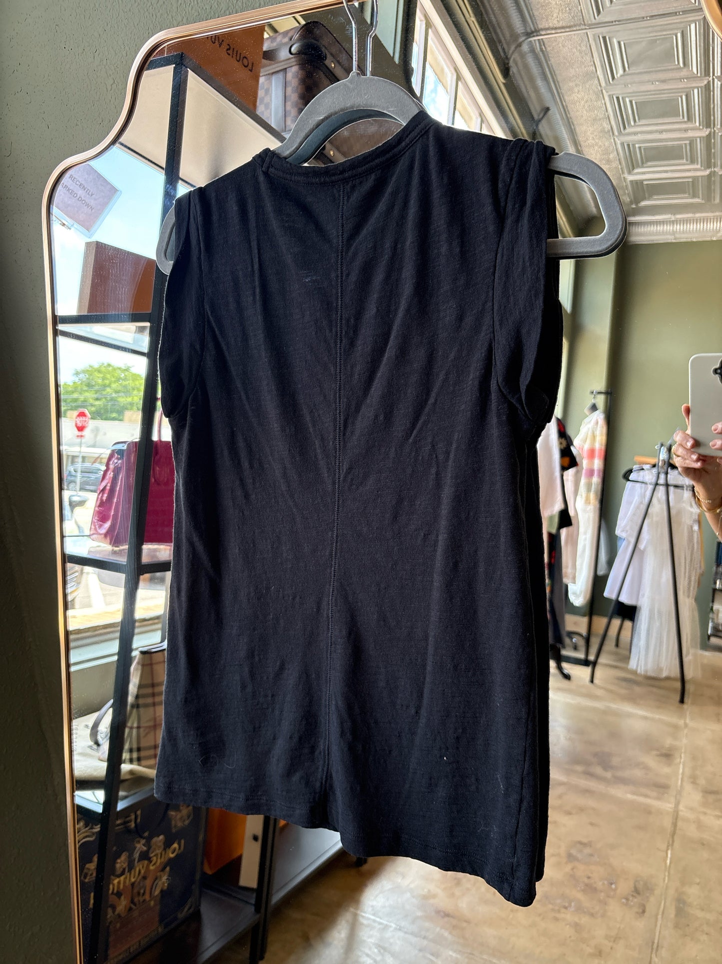 BANANA REP. Size XS Black Top