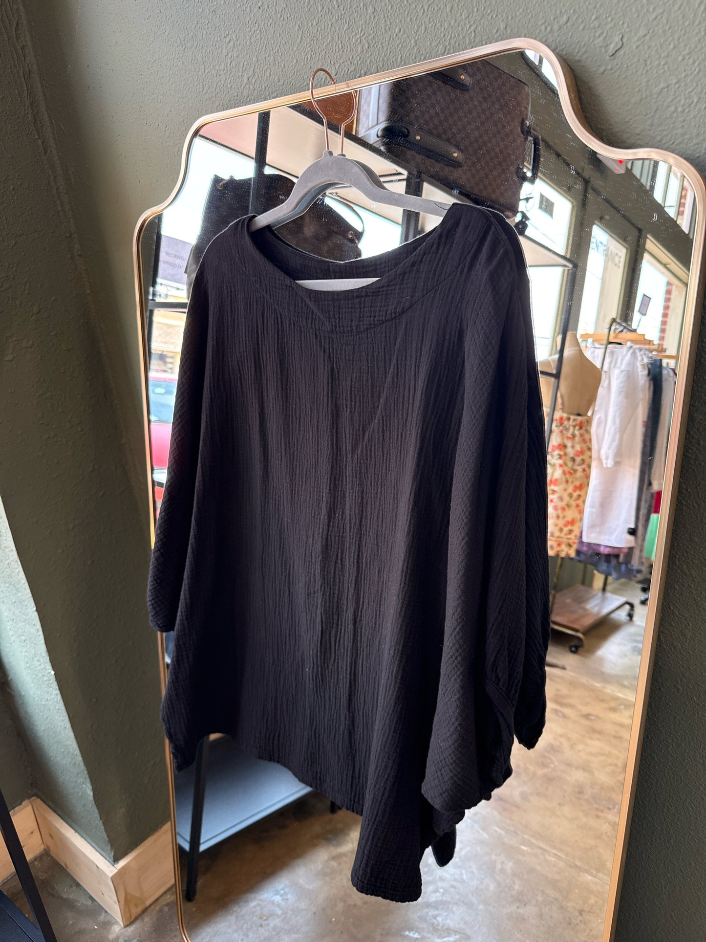 Bryn Walker Size S Black Top