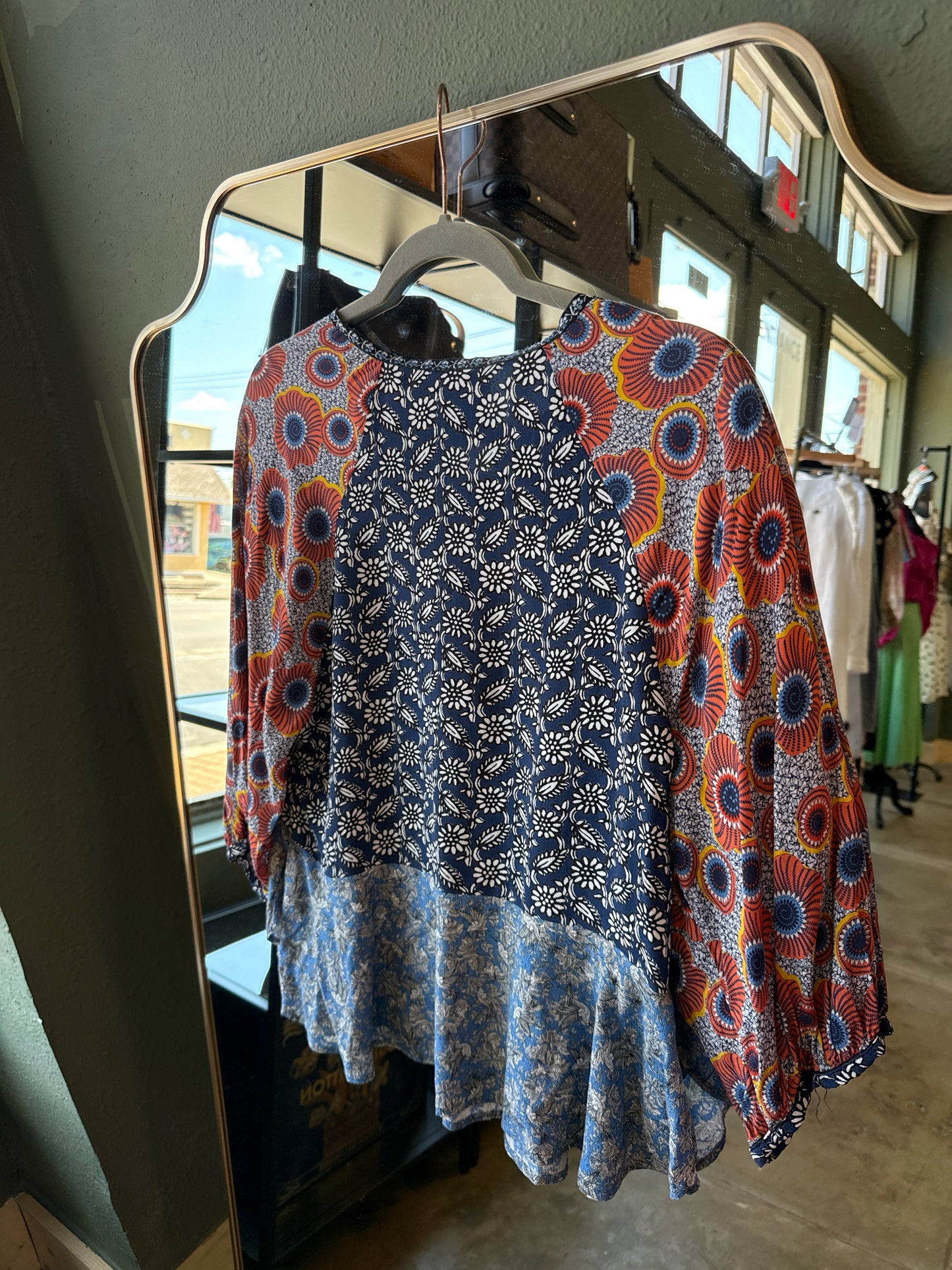 ivy jane Size S Blue/Multi Floral Top
