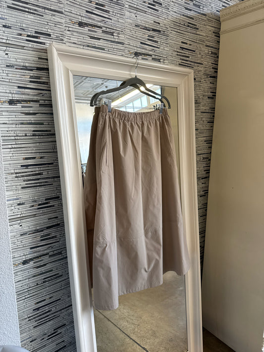 Mello Day Size L Tan Skirt