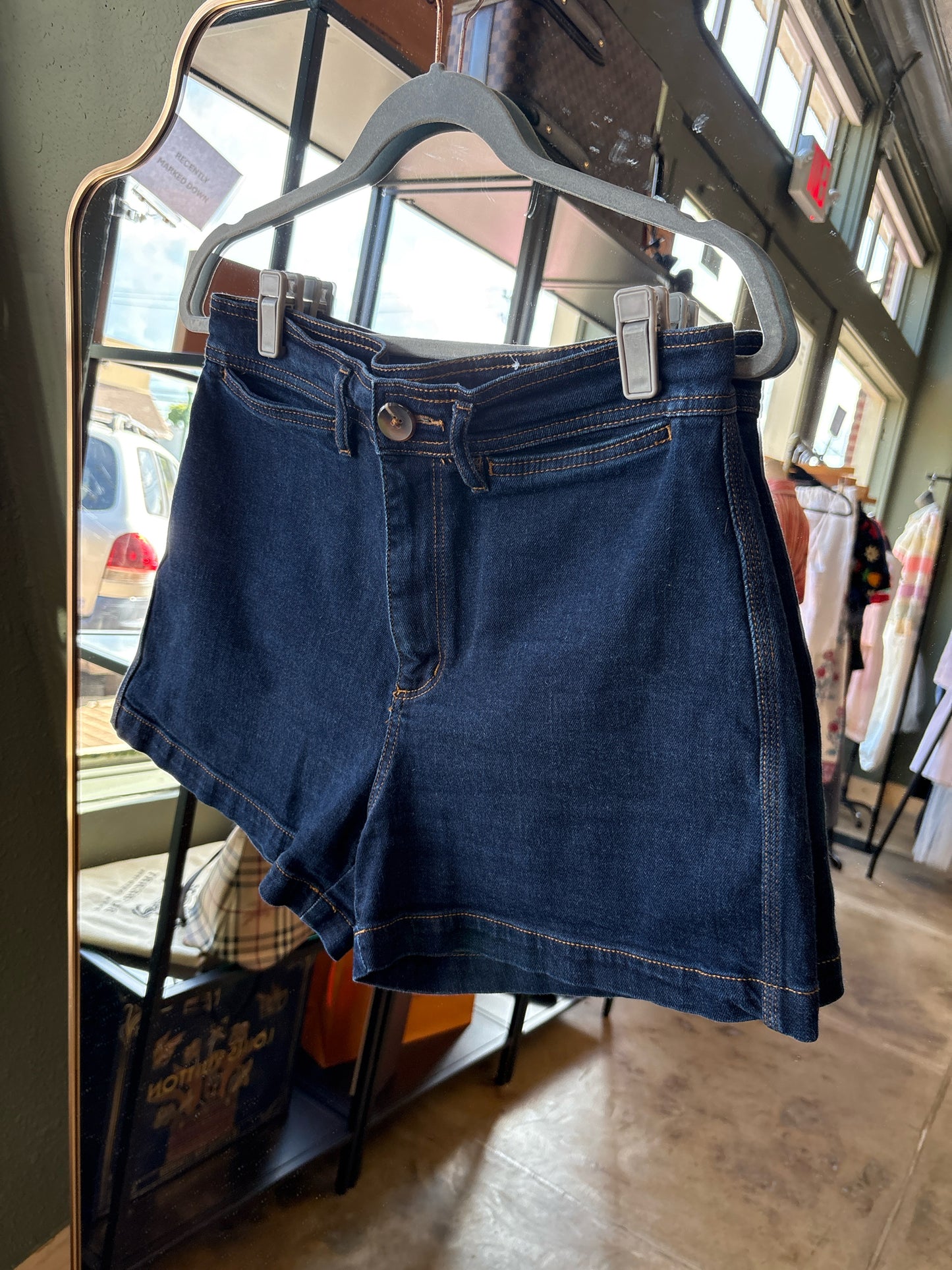 LOFT Size 4 Denim Shorts