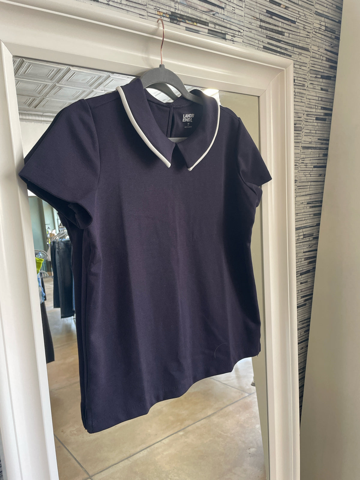 Lands End Size XS Navy Top