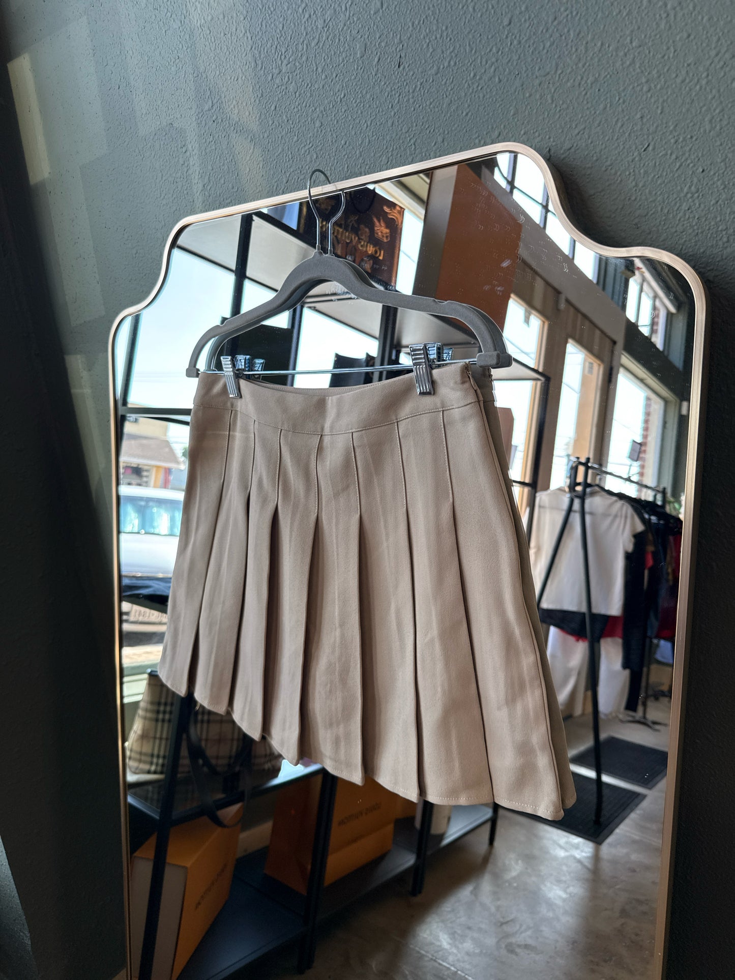 fashion Size L Tan Skirt