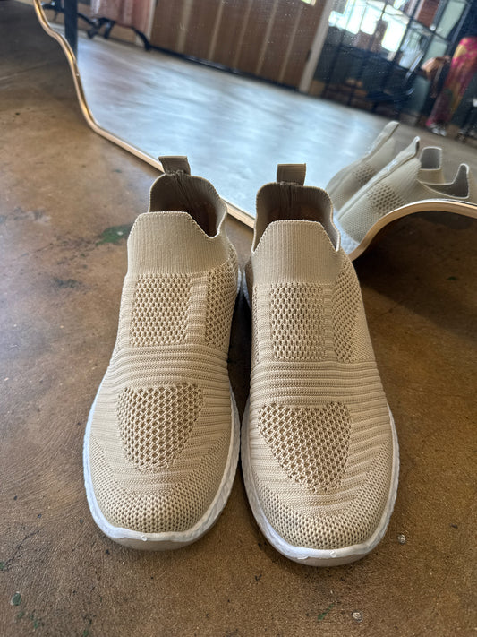 danskin Shoe Size 10 Tan Sneakers