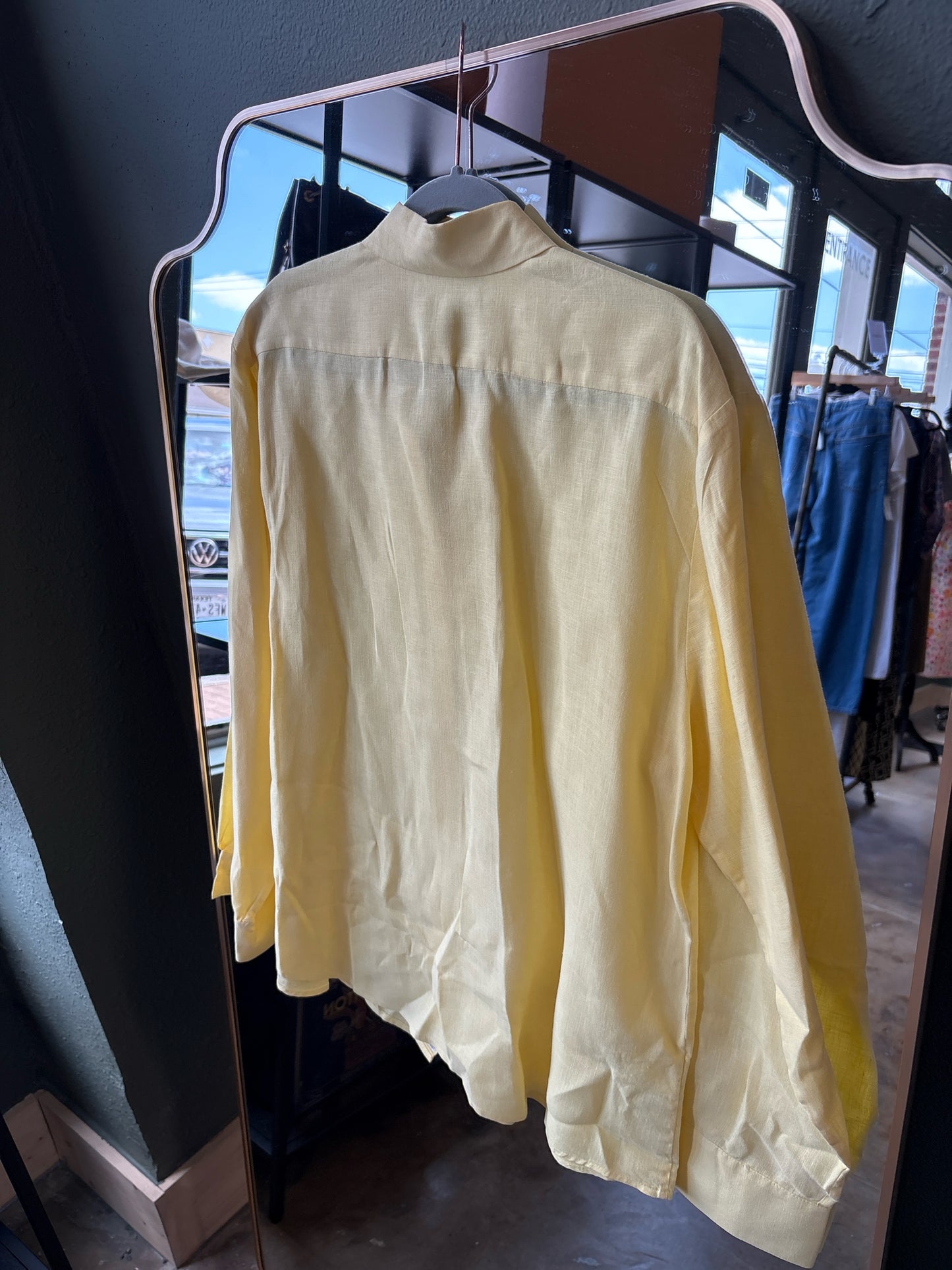 Tommy Bahama Size L Yellow Top