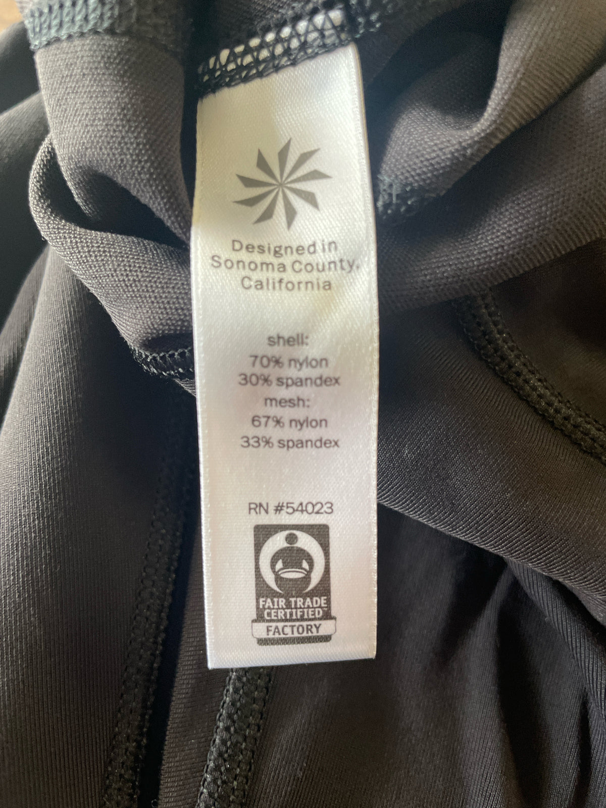 ATHLETA Size M Black Legging
