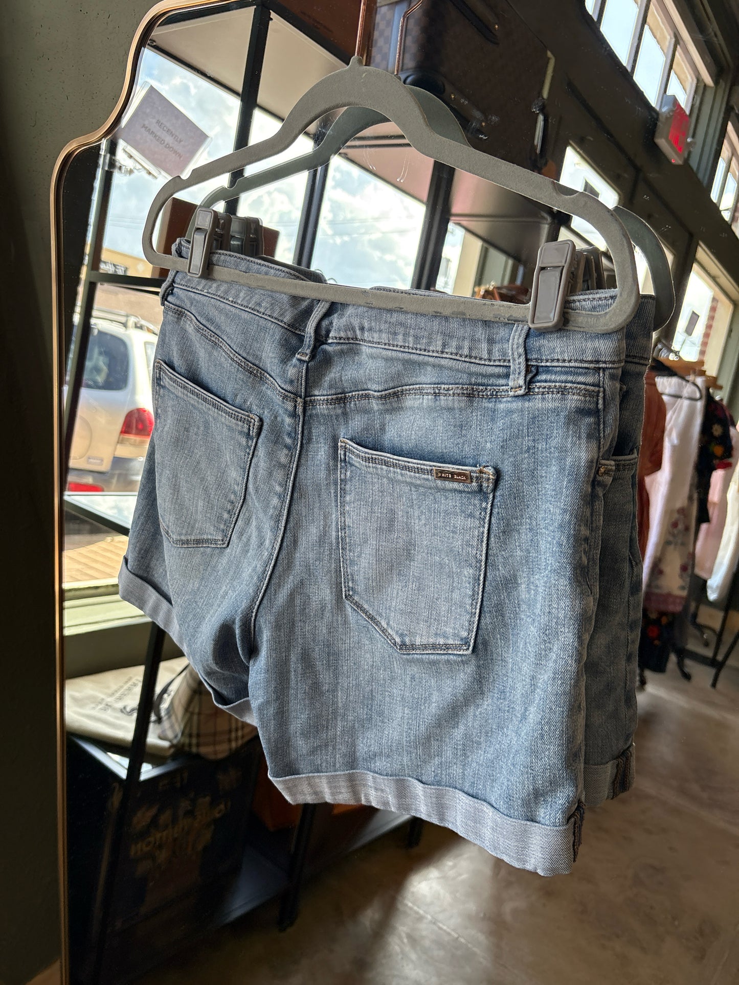 White House Black Market Size 6 Denim Shorts