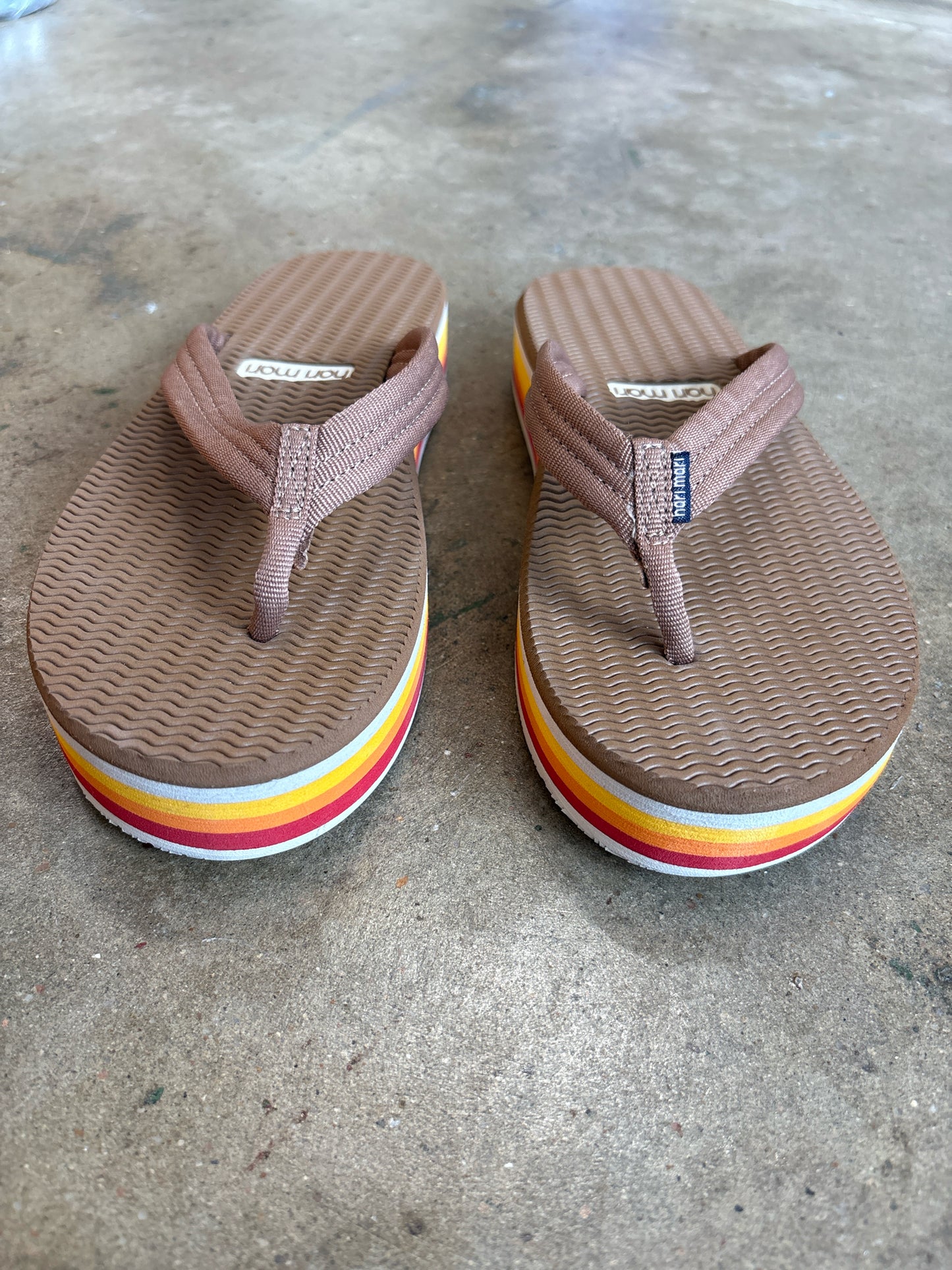 hari mari Shoe Size 8 brown & multi Flip Flops