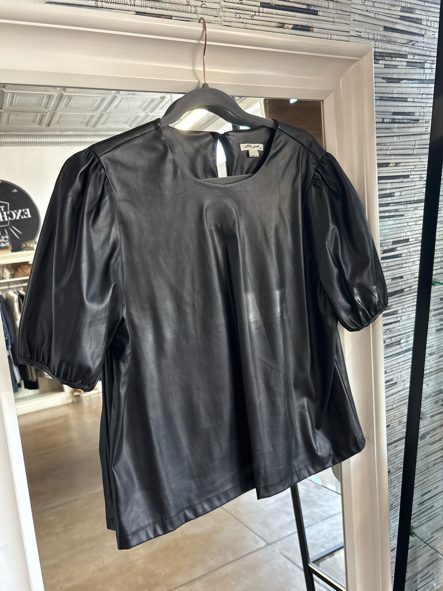Ultra Pink Size L Top