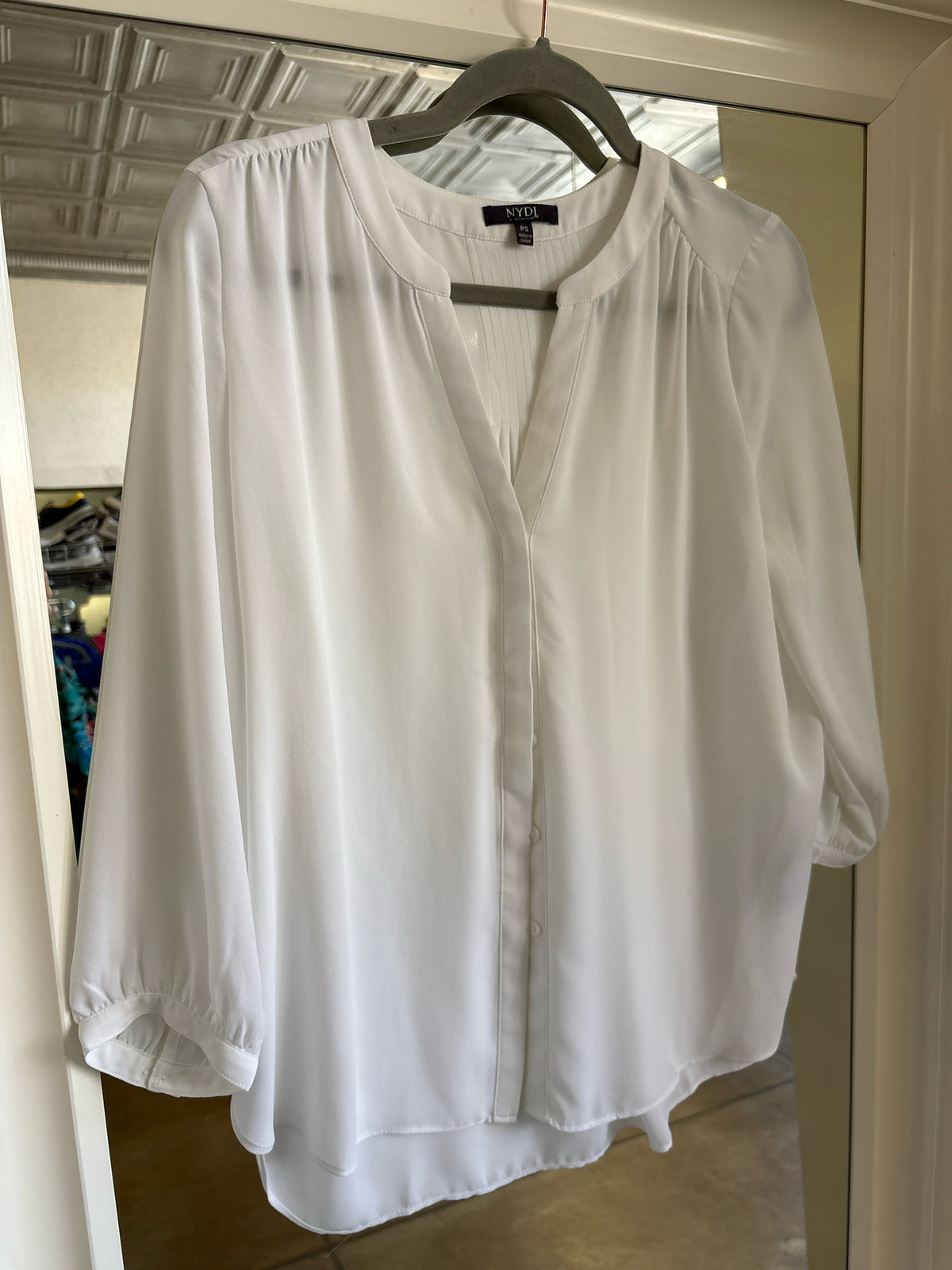 NYDJ Size PS White Top