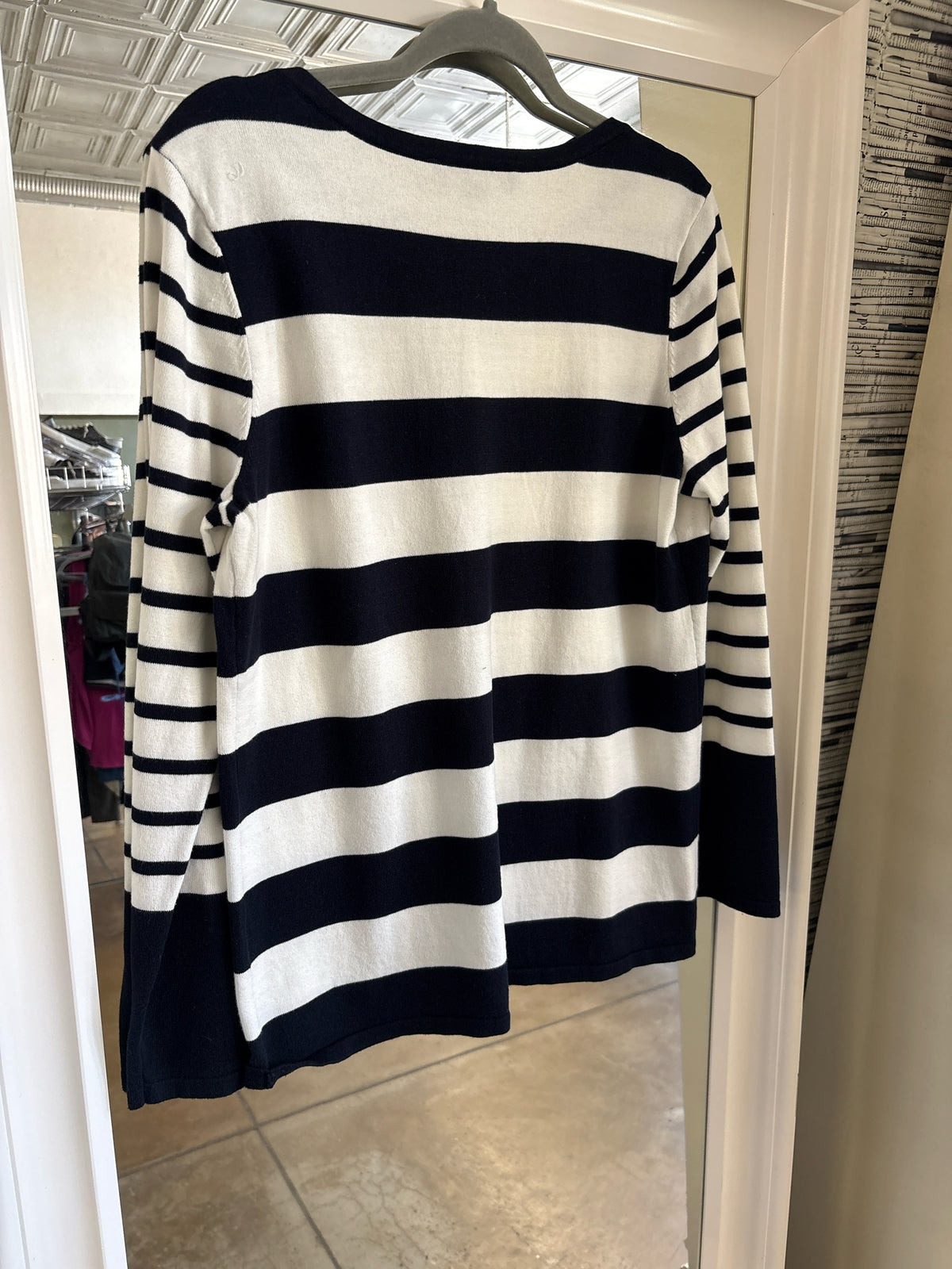 Tommy Hilfiger Size L Navy + white Sweater