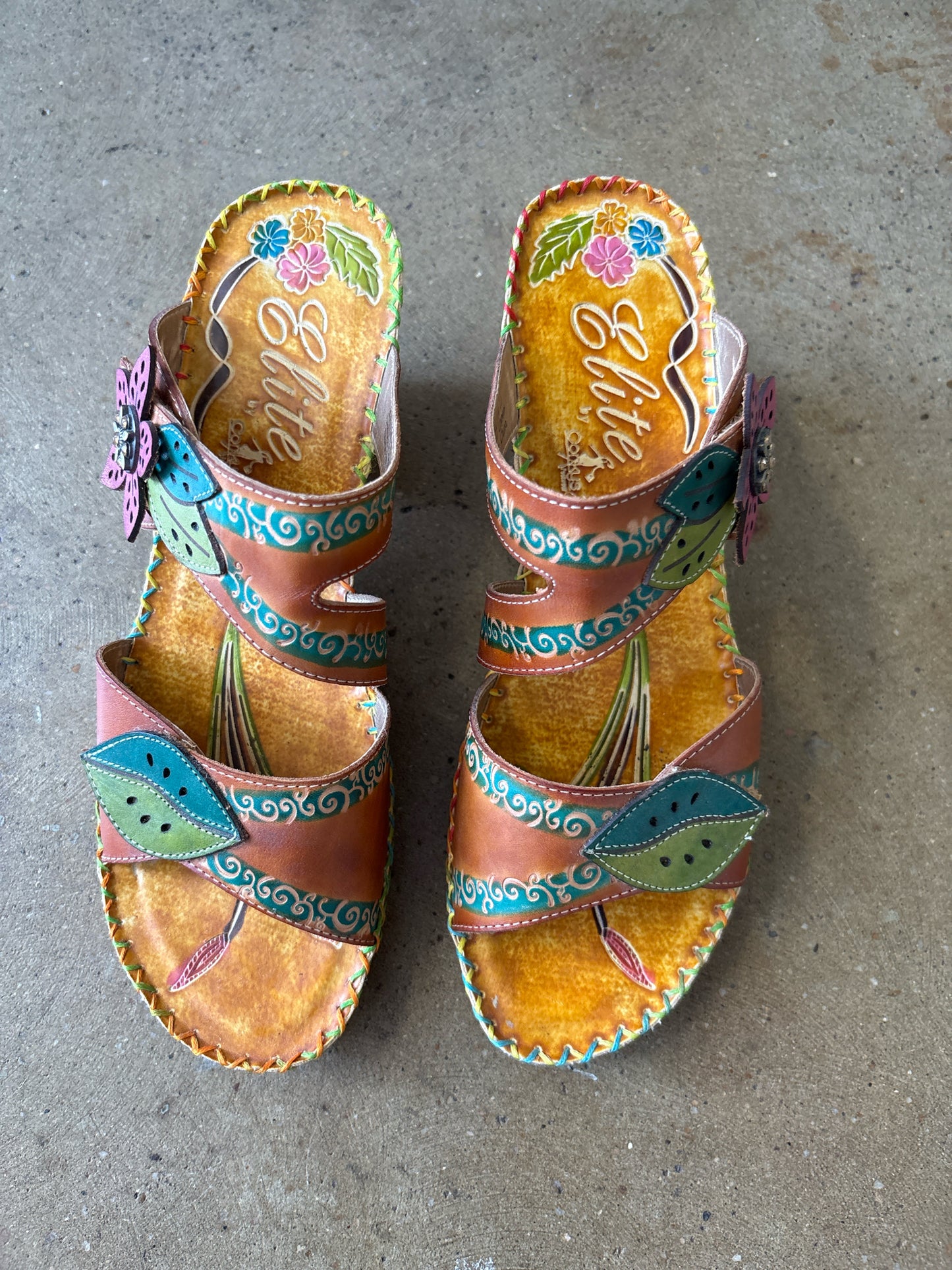 Corky's Shoe Size 11 yellow + multi Wedge