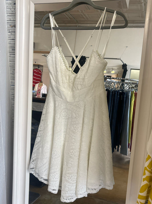Selfie Leslie Size XXL Ivory spagetti strap Dress