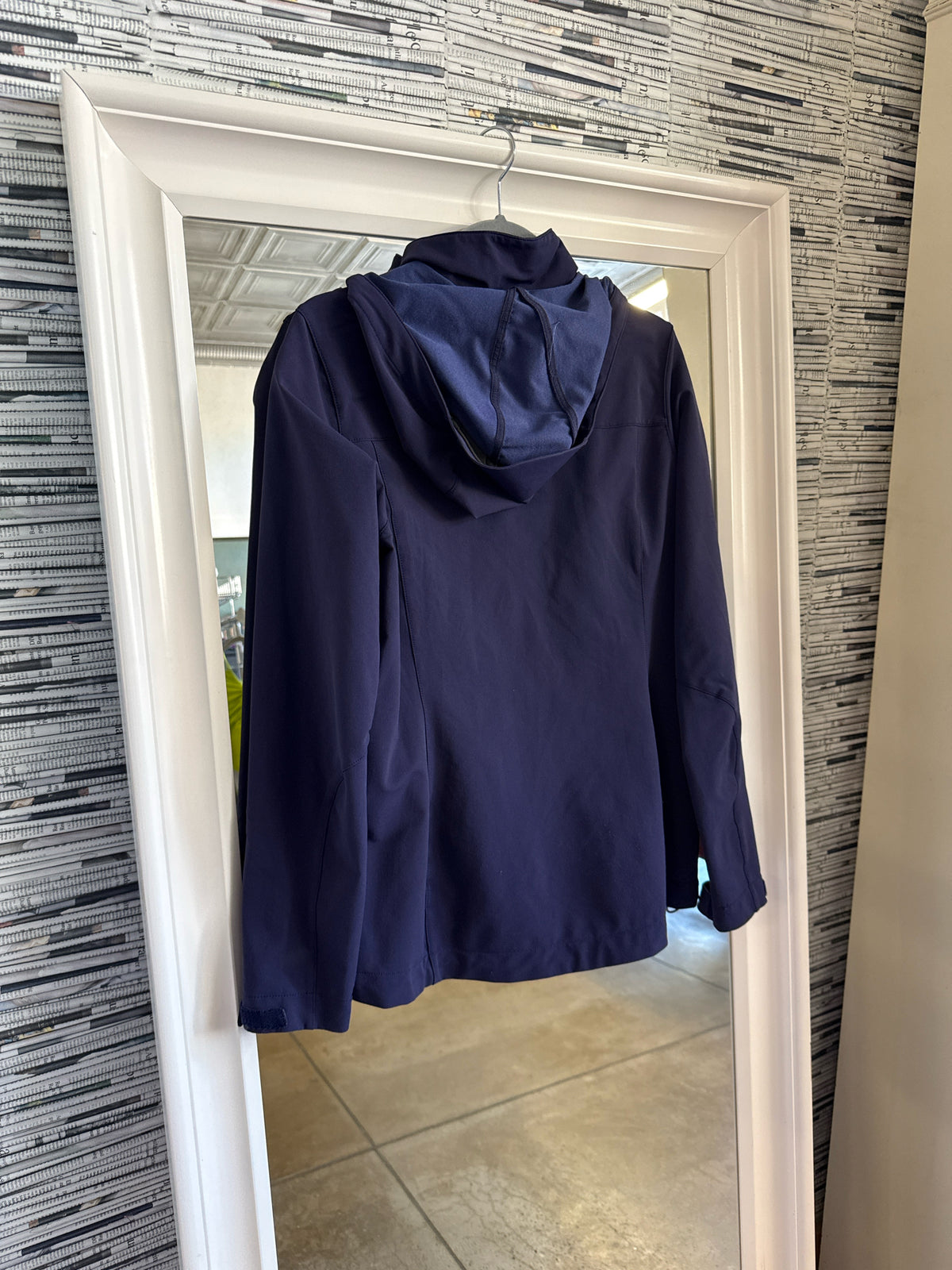 REI Size S Navy Jacket