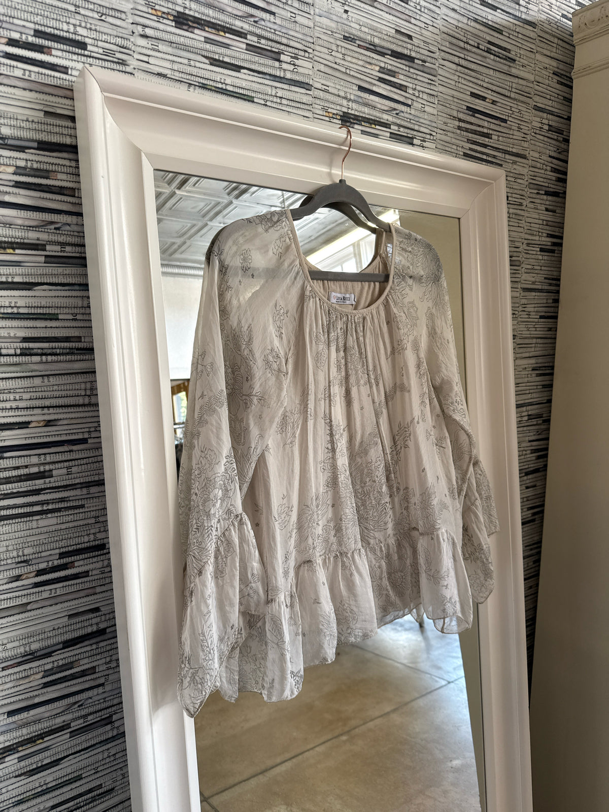 Luisa Ricci Size S Cream Top