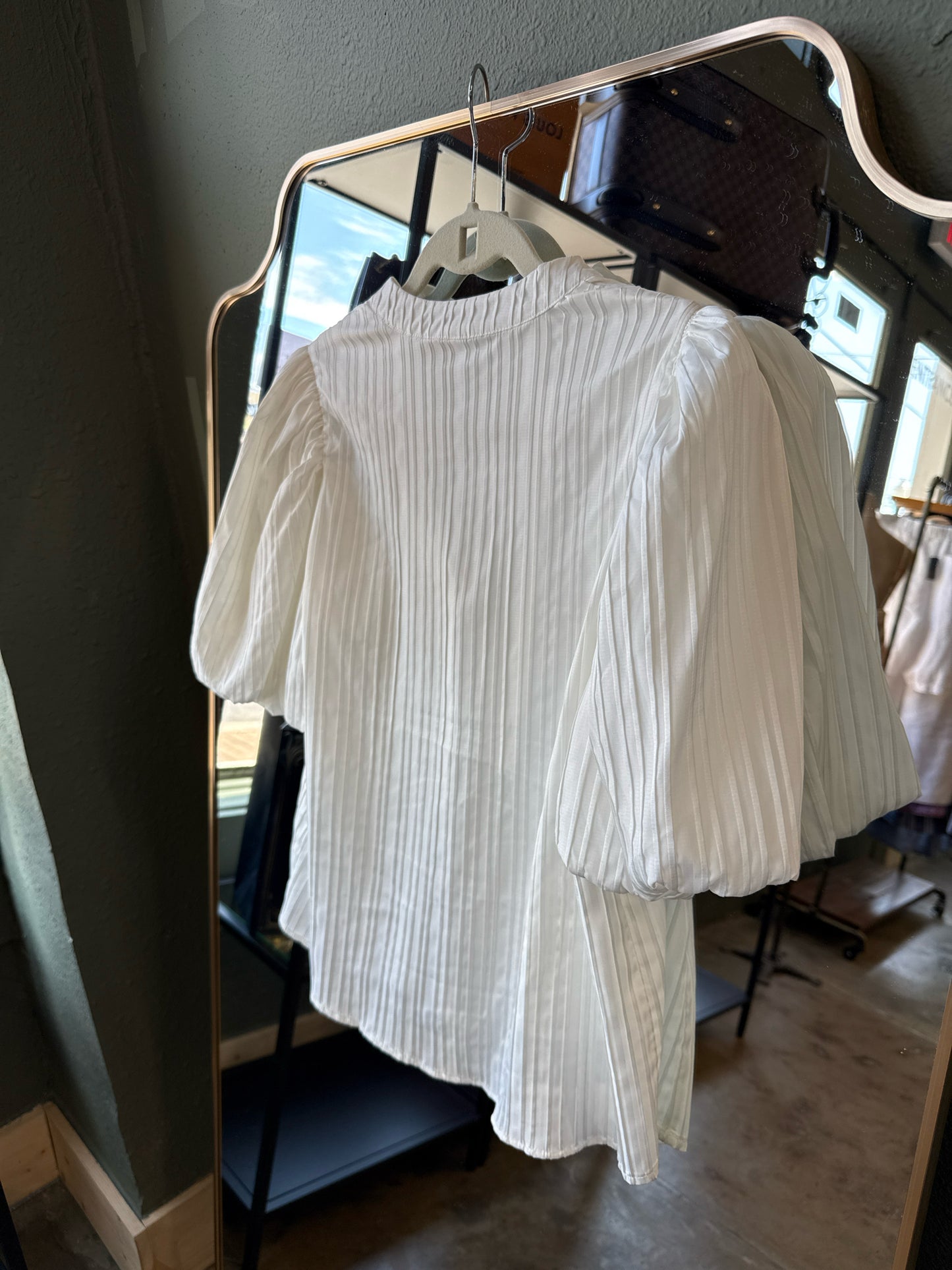 GLAM Size S Ivory Top