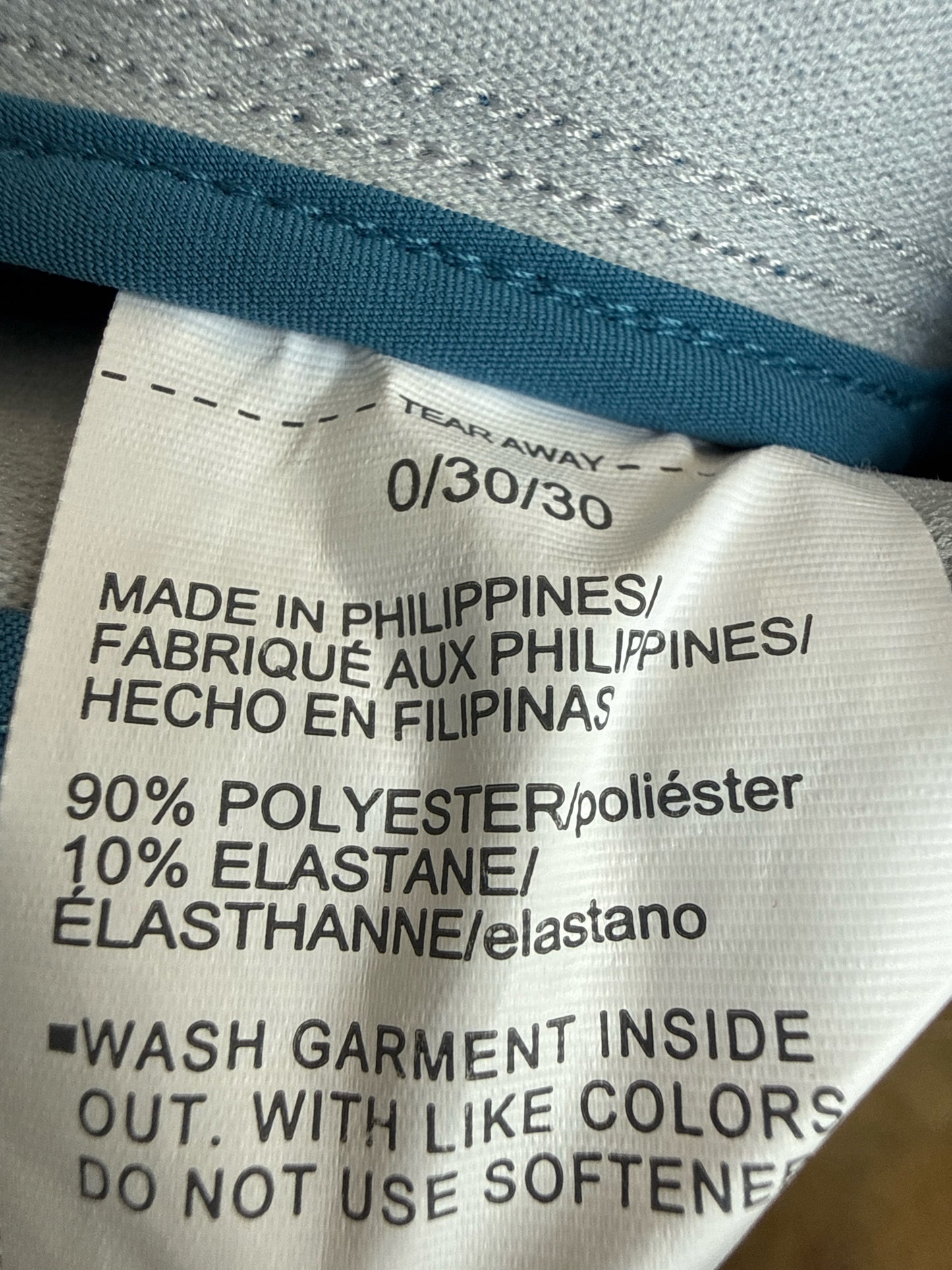 Under Armour Size 0 Blue Shorts