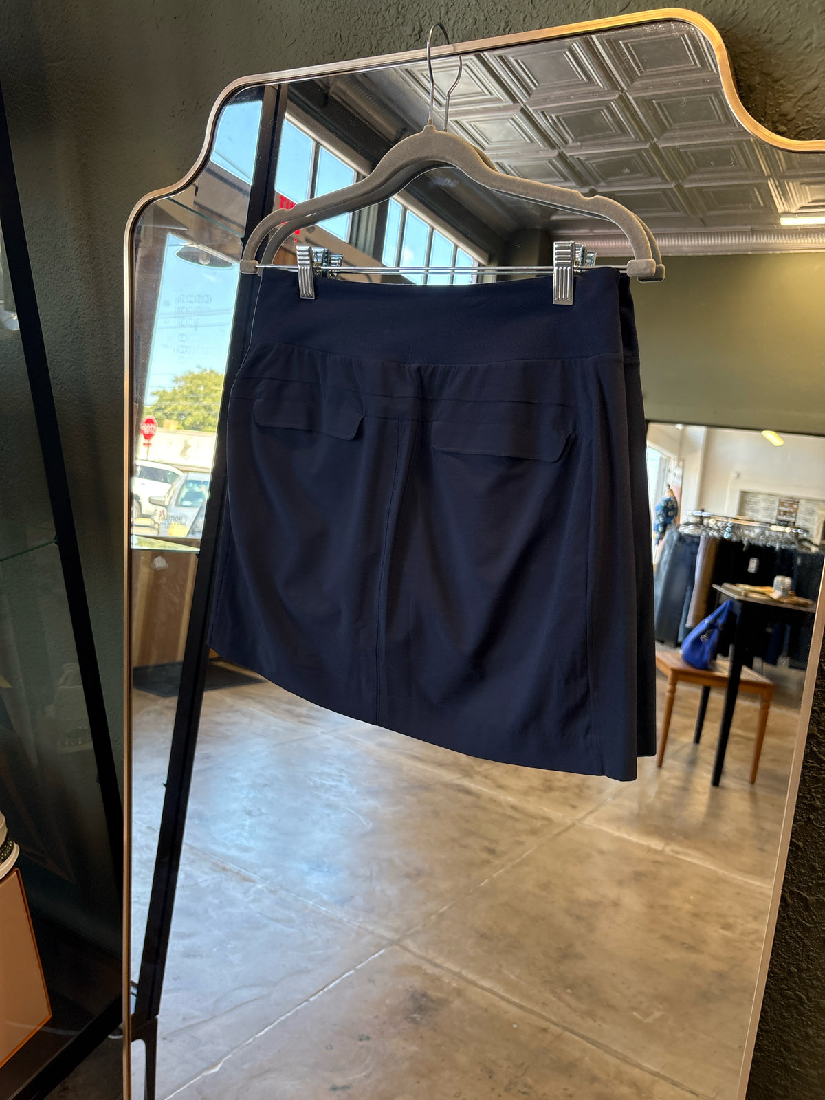 ATHLETA Size 4 Navy Skirt