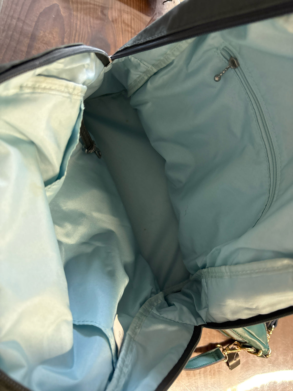 Baggallini grey Bag
