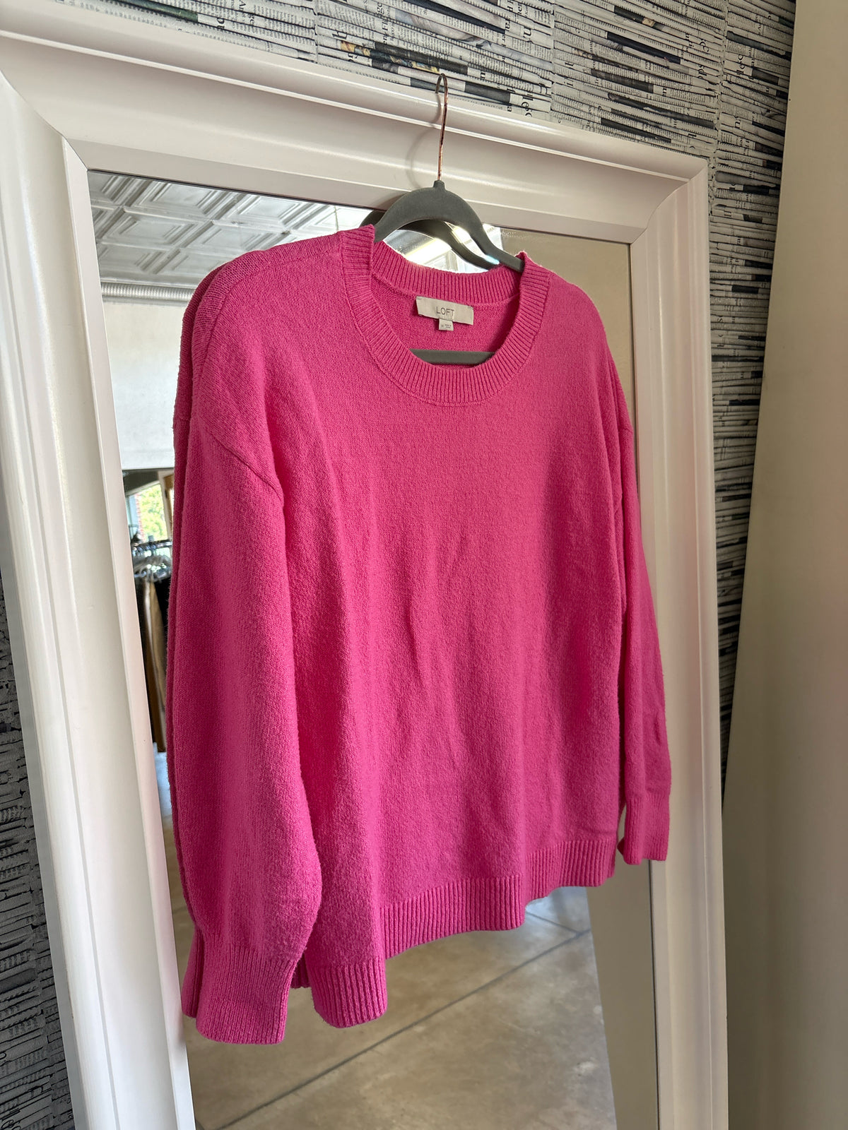 LOFT Size M Pink Sweater