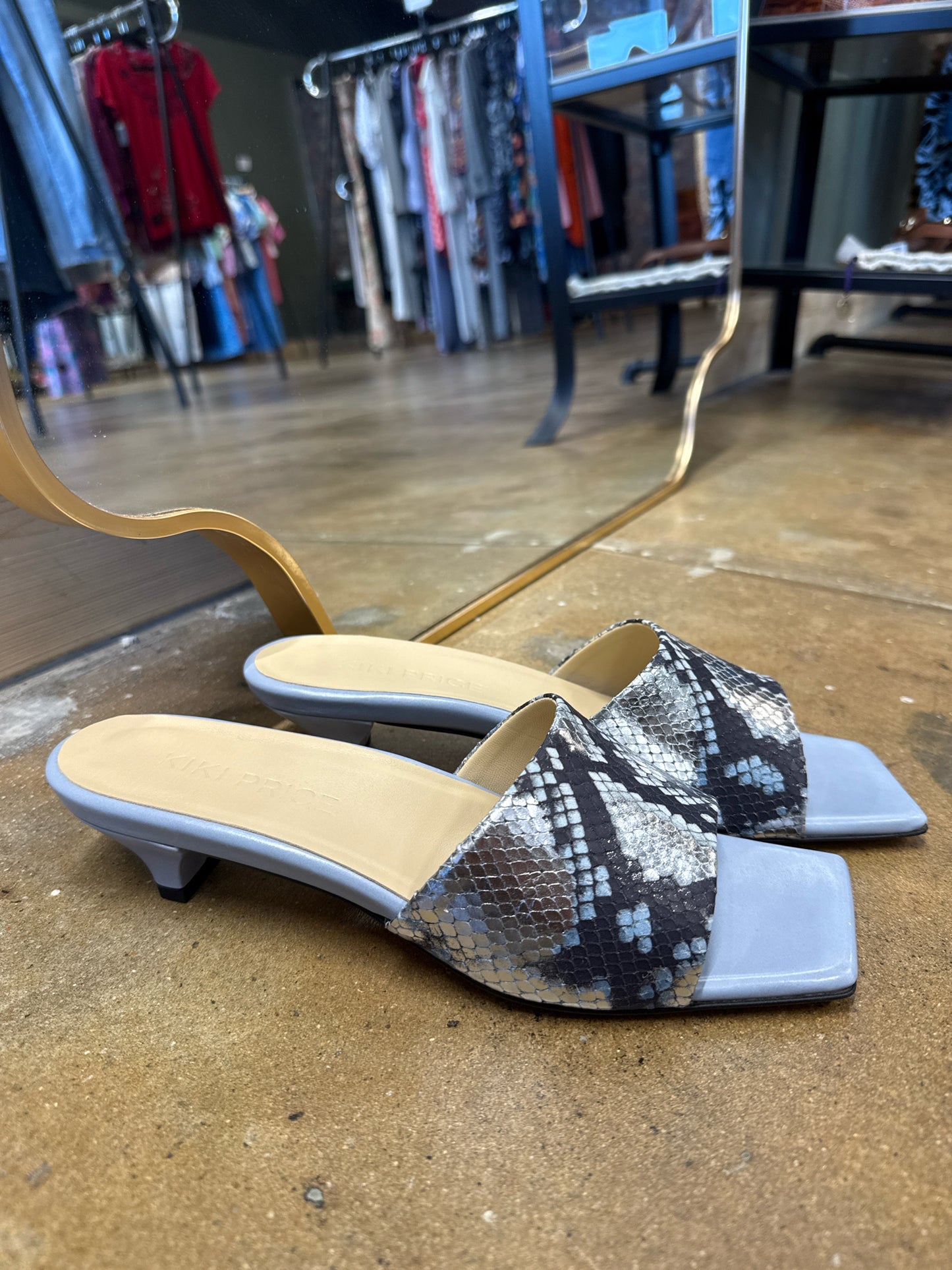 Kiki Price Shoe Size 39.5 Blue Sandals