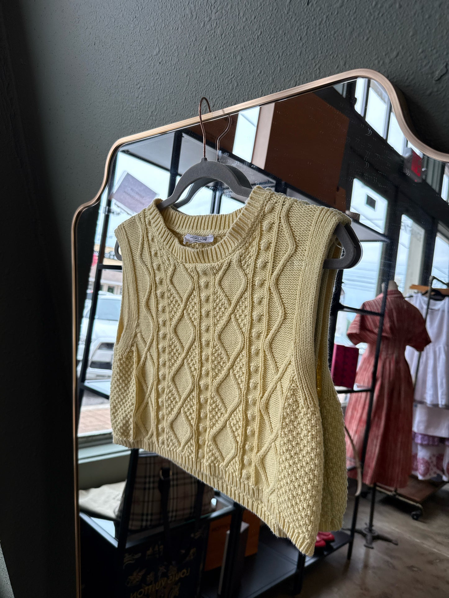 Double Zero Size L Yellow Top