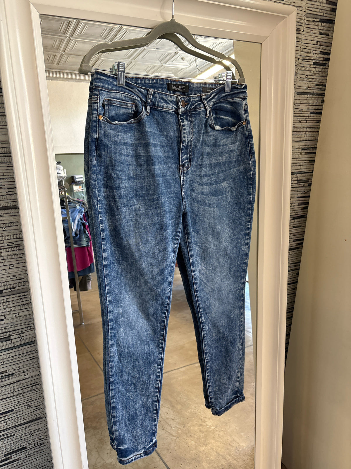 Judy Blue Size 15/32 Jeans