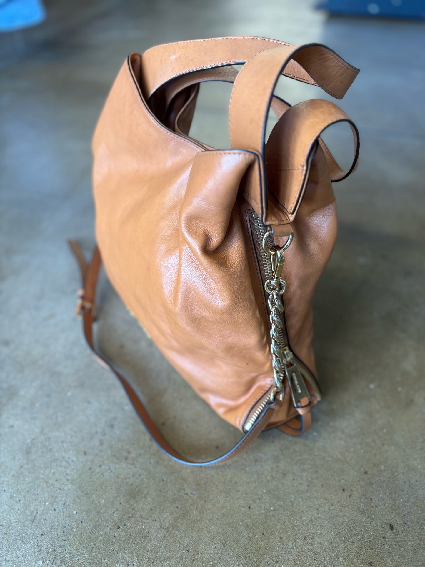 MICHAEL KORS Camel Purse