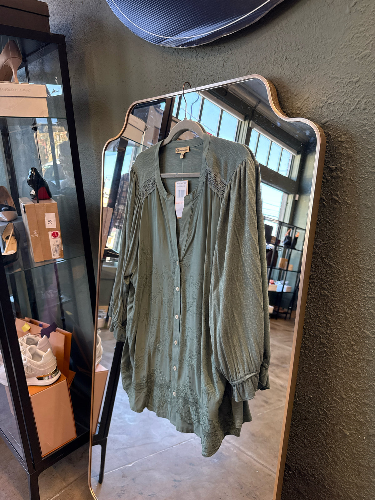 Democracy Size 2X Green Top