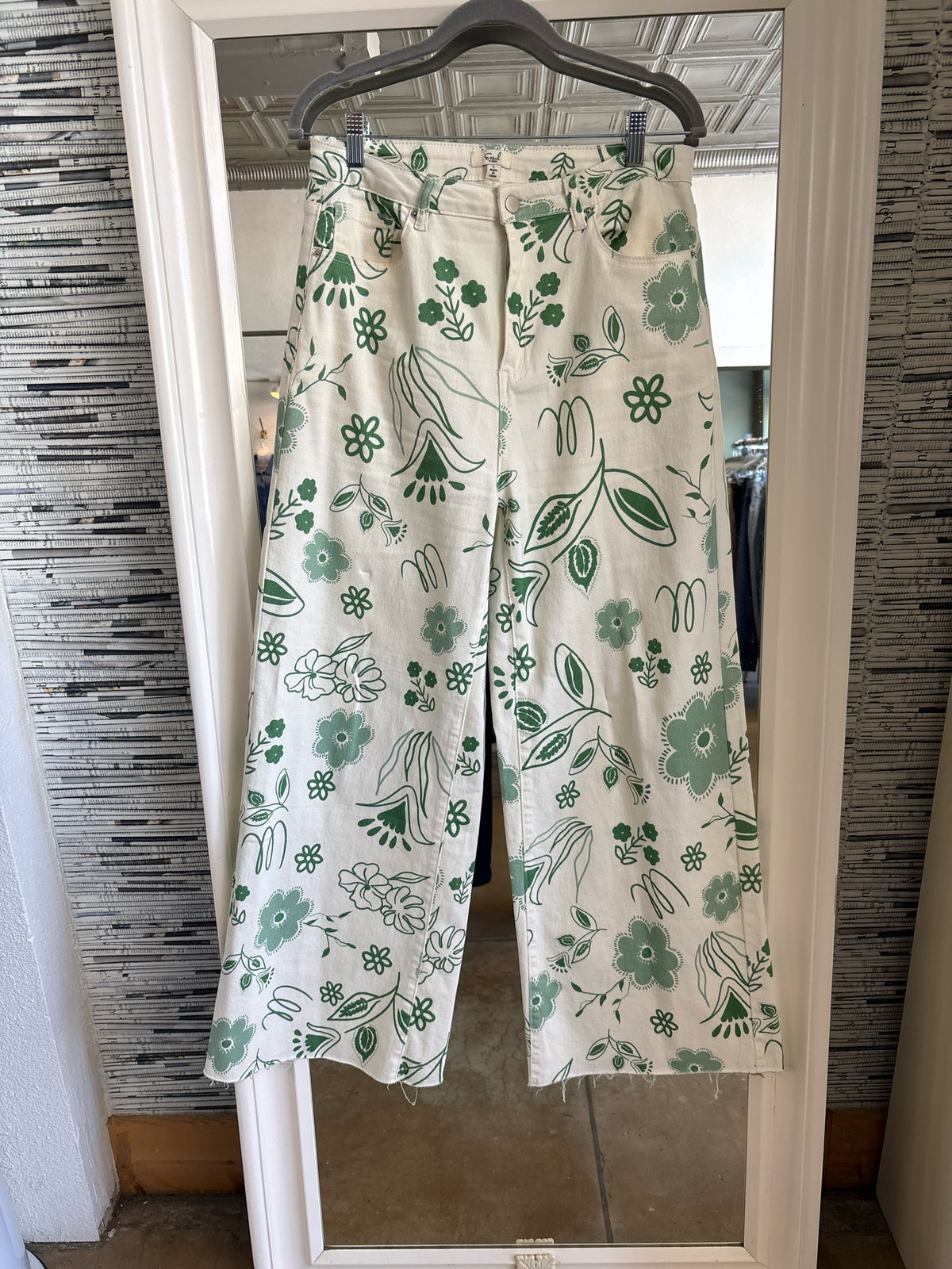Easel Size L Print Pants