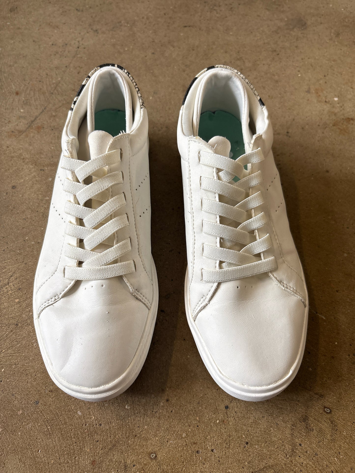dr scholls Shoe Size 7 white/multi Sneakers