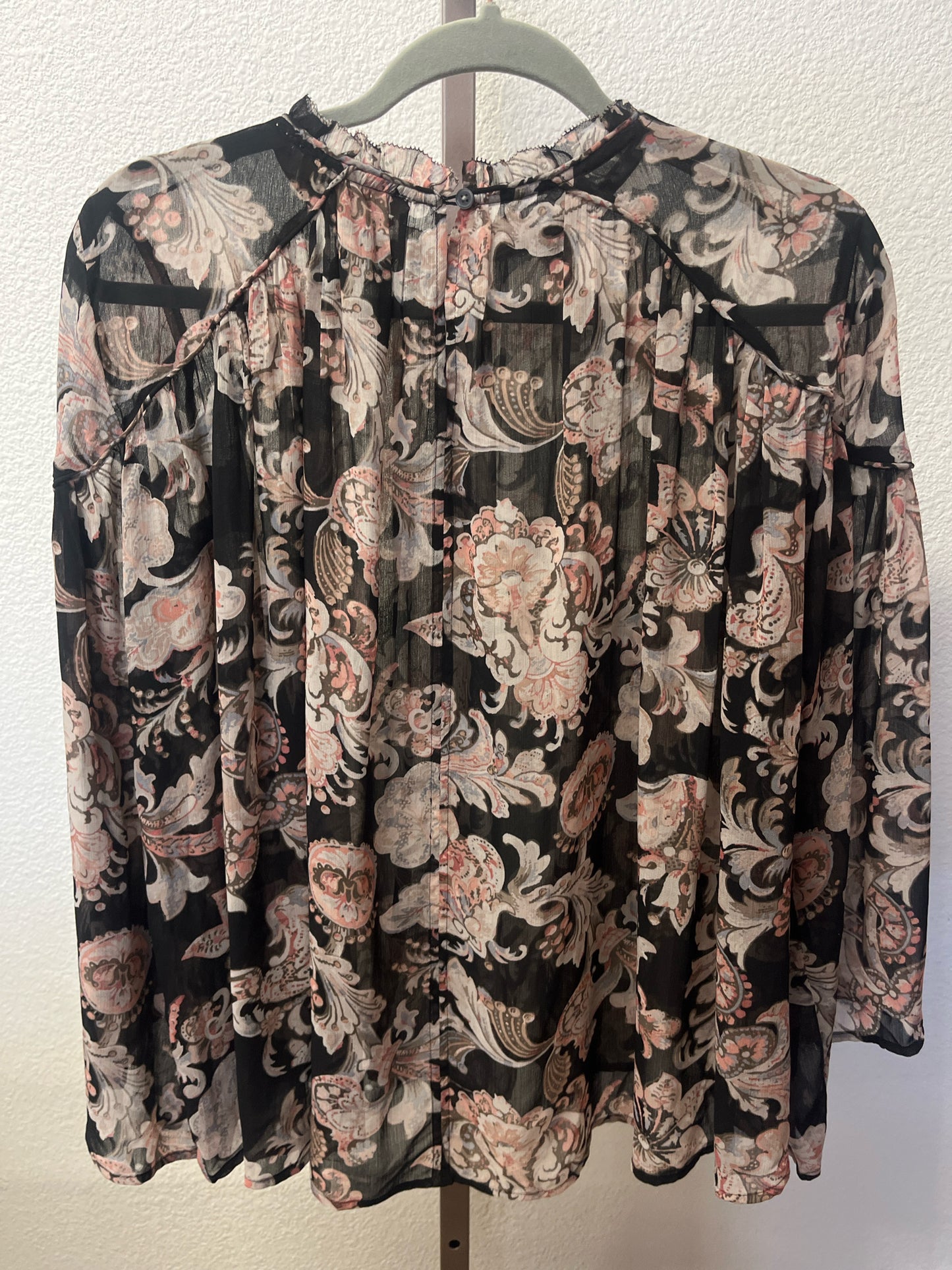 LOFT Size XS Black/Multi Floral Top
