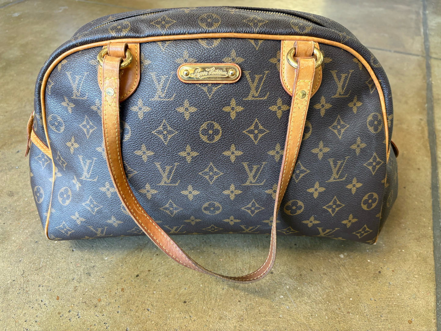 Louis Vuitton Brown Signature Luxury